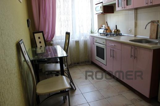 Apartaments EUROPE, 3 комнаты, Днепр (Днепропетровск) - квартира посуточно