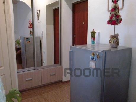 1 BR. apartment opposite the railway sta, Simferopol - apartment by the day