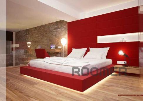 Luxury apartment - loft, located on Independence Square, ove