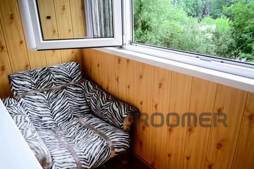 A full-fledged 2-room apartment with a balcony near the metr
