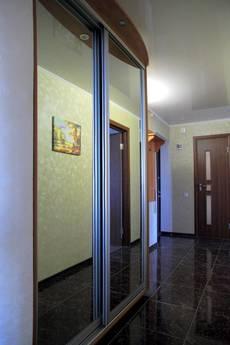 Rent daily hourly 2 room apartment, Mykolaiv - apartment by the day