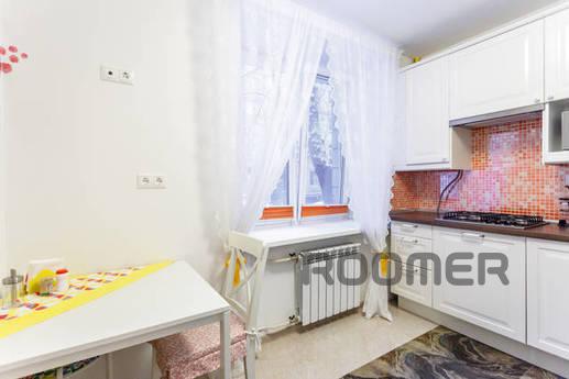 Новые апартаменты на Патриарших Прудах, Москва - квартира посуточно