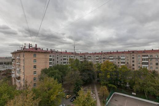 Bright apartment 1 minute from m.VDNH, Москва - квартира подобово
