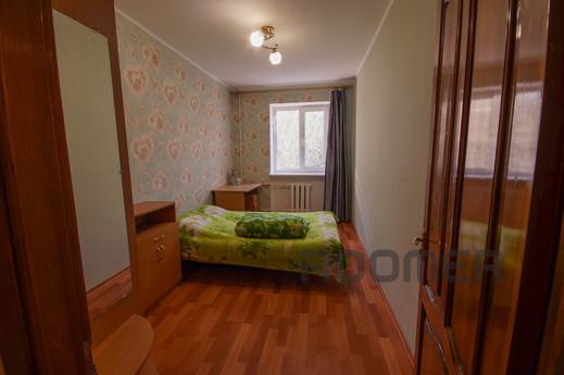 Rent one 3-bedroom apartment, Simferopol - apartment by the day