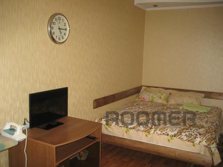 Уютная однокомнатная квартира в центре, Симферополь - квартира посуточно