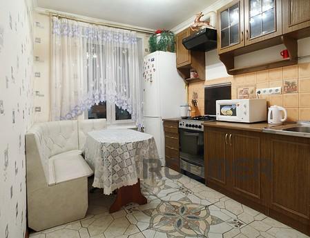 3hkomnatnaya spacious apartment in the c, Moscow - apartment by the day