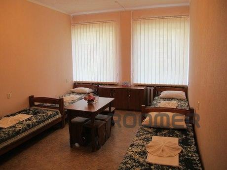 Economy class hotel offers accommodation, Mykolaiv - apartment by the day