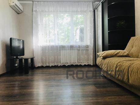 Rent studio apartment for adults serious people. The apartme