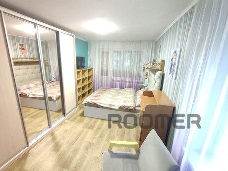 2к кв біля парку, Шалімова, НАУ, Киев - квартира посуточно