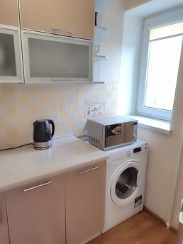 1к кв автовокзал,м Деміївська, Ягідна, Киев - квартира посуточно