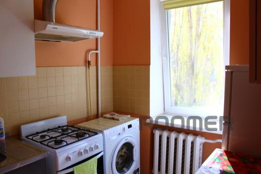 Its cozy apartment, WI-FI, Odessa - apartment by the day