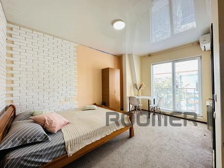 Owner,  cozy 1-room apartment in the quiet center of Kharkov