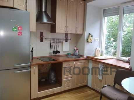 Spacious studio with all the amenities!, Єкатеринбург - квартира подобово