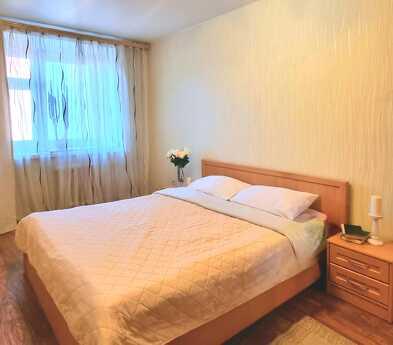 Сдаю 2 комнатную квартиру в  ЦЕНТРЕ Казани, есть  Wi-Fi,  по