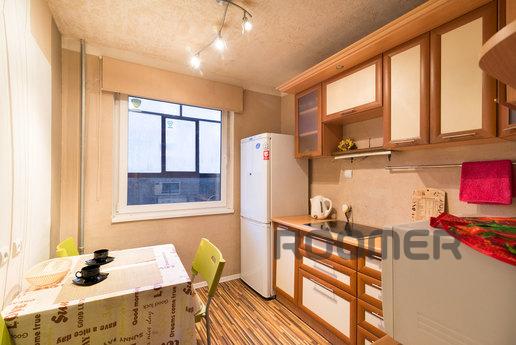 1 кому. квартира навпроти ст. Ботанічна, Єкатеринбург - квартира подобово