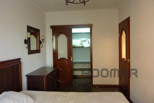 Convenient location - 10 minutes walk from the metro station