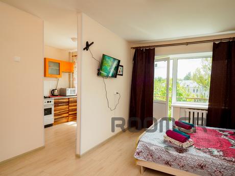 1-room apartment on Dokhturova, Смоленськ - квартира подобово