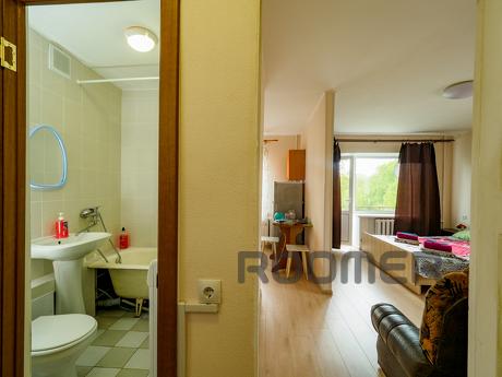 1-room apartment on Dokhturova, Смоленськ - квартира подобово