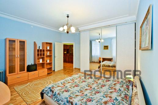 Luxury apartments for 10 people, Saint Petersburg - apartment by the day