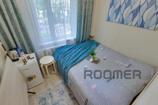 Studio is a room with a kitchenette and its own bathroom. Bu