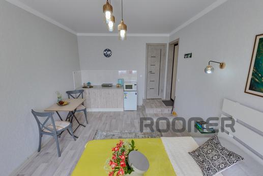 Cozy bright studio on Abaya-Saina, Almaty - apartment by the day