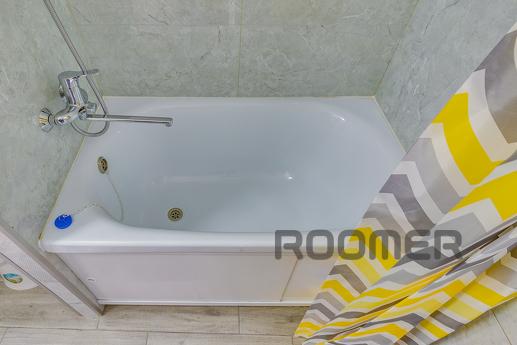 Cozy bright studio on Abaya-Saina, Almaty - apartment by the day