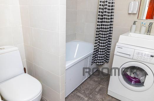Comfortable bright studio, Almaty - apartment by the day