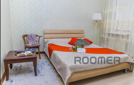 Cozy, spacious, bright 3-room apartment with good service, w