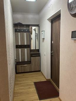 I want to rent an apartment in the center of Podobovo, Berdychiv - apartment by the day