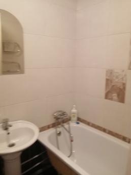 Daily, hourly 1.5ka st. Kabanbay B, Ust-Kamenogorsk - apartment by the day