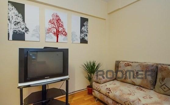 Сomfortable 1 room apt. at zhibek zholy., Almaty - apartment by the day