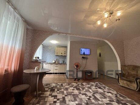 Daily rent 2 room apartment, Kamenskoe (Dniprodzerzhynsk) - apartment by the day