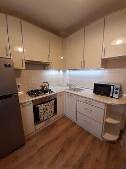 Rent a 1-room apartment in the Palace of Sports metro station., Kharkiv - apartment by the day