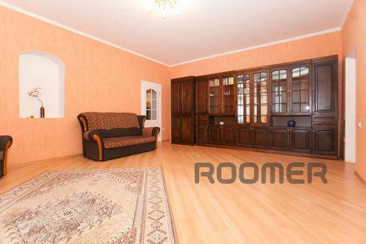 The apartment is in a quiet area with pa, Kazan - apartment by the day
