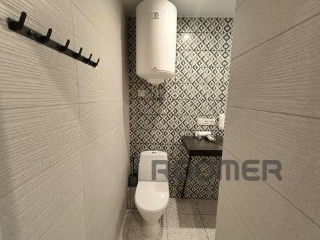 A haven for mandrivniks on the right, Dnipro (Dnipropetrovsk) - apartment by the day