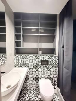 Quiet, clean and casual interior, Dnipro (Dnipropetrovsk) - apartment by the day