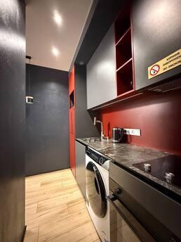 Quiet, clean and casual interior, Dnipro (Dnipropetrovsk) - apartment by the day