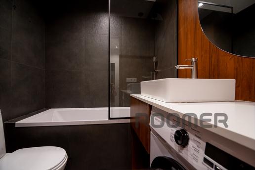 Quiet apartment in charge of Bartolomeo ta, Dnipro (Dnipropetrovsk) - apartment by the day