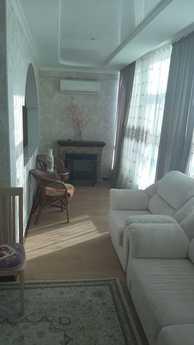 Rent 2k sq in ZhK'aktobe Azhary ', Aktobe - apartment by the day