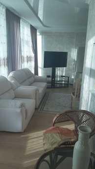 Rent 2k sq in ZhK'aktobe Azhary ', Aktobe - apartment by the day
