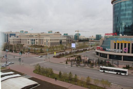 2 кімнатна квартира в ЖК 'Нурсі', Астана - квартира подобово