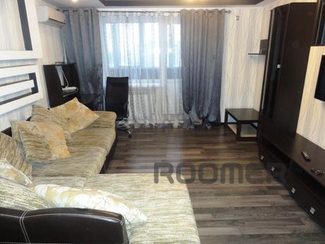 luxury two bedroom apartment in the cent, Orenburg - apartment by the day