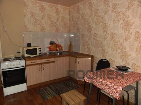 Apartment for rent near the shopping mal, Оренбург - квартира подобово