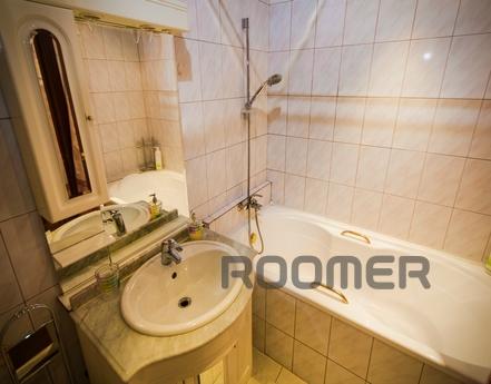 Daily 3-bedroom apartment near the metro, Москва - квартира подобово