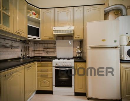 Daily 3-bedroom apartment near the metro, Москва - квартира подобово