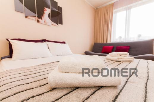 Spacious 3 apartment with two bathrooms, Москва - квартира подобово