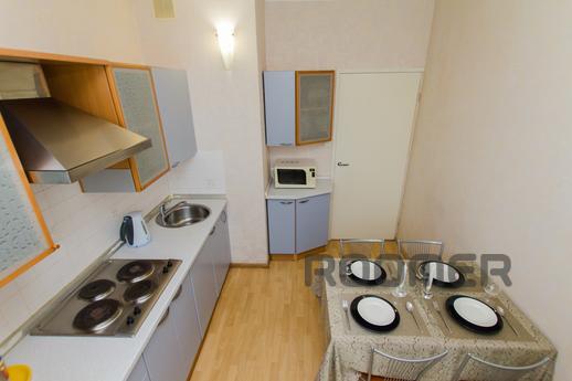 Spacious 3 apartment with two bathrooms, Москва - квартира подобово