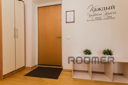 Spacious 3 apartment with two bathrooms, Москва - квартира подобово