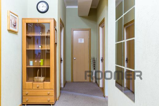 3 bedroom apartment  metro Taganskaya, Moscow - apartment by the day