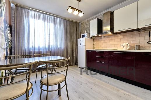 Apartment for Rent in Red Square., Krasnodar - apartment by the day